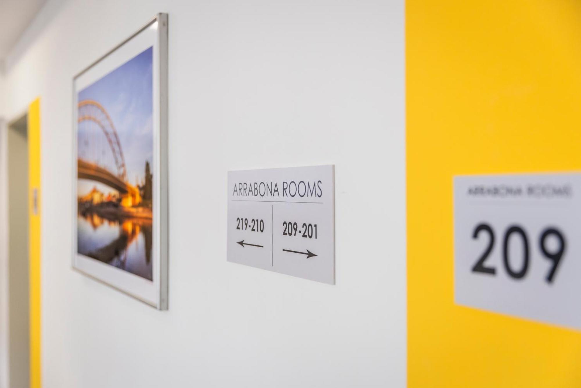 Arrabona Hotelrooms - On-Line Reception, Contactless Check-In Exteriér fotografie